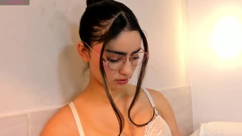 Snapshot of hannaconnorr chatting on September 30, 11:37 am Hanna Connor online show from September 30, 11:37 am