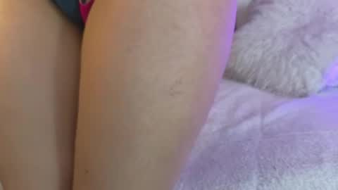 Snapshot of hannacruzsj chatting on November 26, 9:27 pm hannacruzsj online show from November 26, 9:27 pm