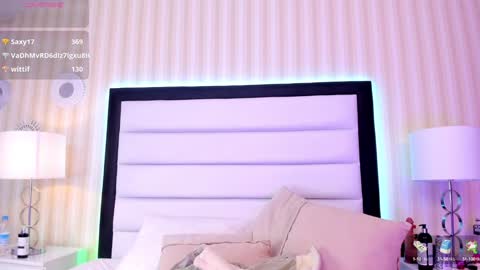 HannaDawsons online show from December 23, 2:28 pm