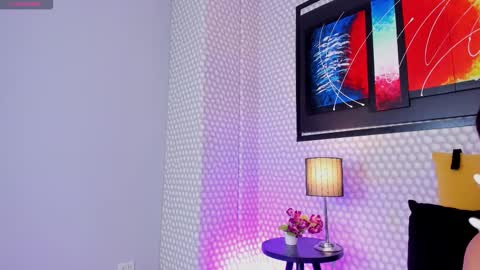 Hanna online show from October 15, 3:17 am