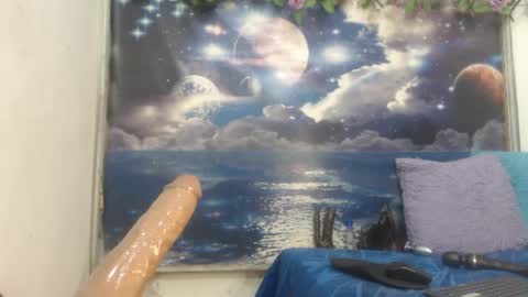 Snapshot of hannafalls chatting on February 20, 4:07 am SARA online show from February 20, 4:07 am