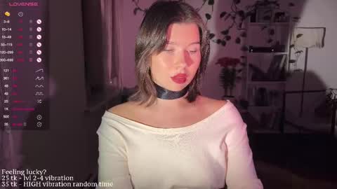 Snapshot of hannah_allin chatting on September 24, 6:33 pm Hannah Allin online show from September 24, 6:33 pm