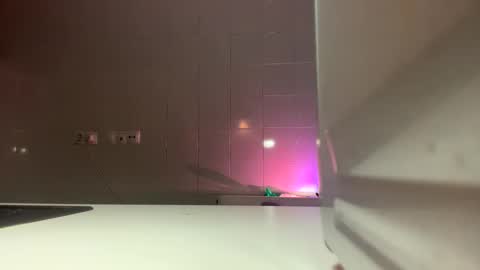 hannah kiim online show from April 7, 5:13 pm