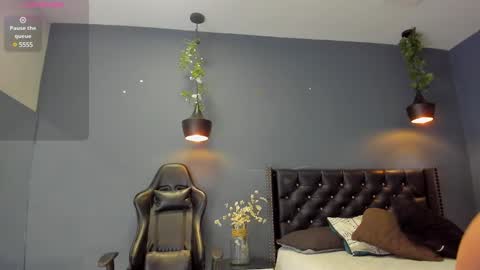 Snapshot of hannah_miller__ chatting on January 11, 11:23 am HANNAH MILLER online show from January 11, 11:23 am