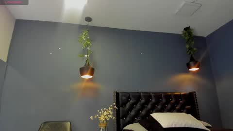 Snapshot of hannah_miller__ chatting on February 26, 5:28 pm HANNAH MILLER online show from February 26, 5:28 pm