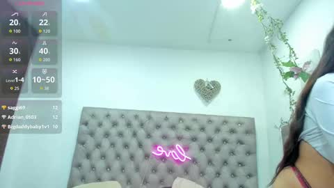 Snapshot of hannah_miller__ chatting on September 9, 5:45 pm HANNAH MILLER online show from September 9, 5:45 pm