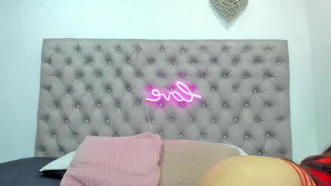 Snapshot of hannah_miller__ chatting on October 10, 5:45 pm HANNAH MILLER online show from October 10, 5:45 pm