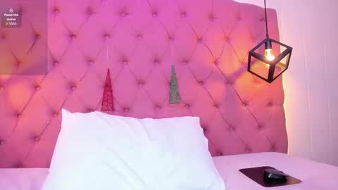 Snapshot of hannapotther chatting on December 4, 3:38 am Hanna online show from December 4, 3:38 am