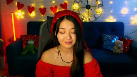 hannarosie online show from February 10, 8:31 pm