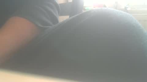 Snapshot of hannes_k chatting on February 15, 9:16 am hannes_k online show from February 15, 9:16 am