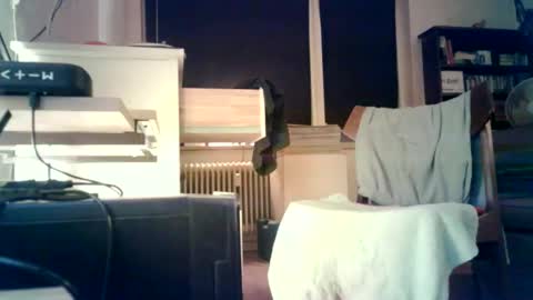 Hannsi64 online show from February 24, 8:07 pm