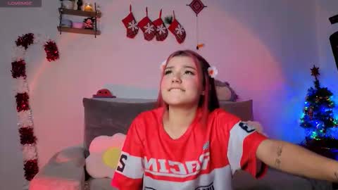 Snapshot of hanny__bunny chatting on December 15, 8:51 am HANNY online show from December 15, 8:51 am