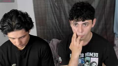 hans and andres online show from December 13, 10:59 pm