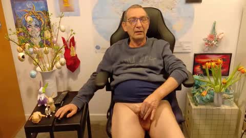 Snapshot of hansi63 chatting on March 9, 6:21 pm charly online show from March 9, 6:21 pm