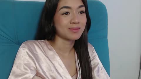 Snapshot of hantonella chatting on December 2, 1:57 pm Anto online show from December 2, 1:57 pm