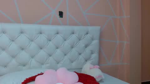 Snapshot of hantonella chatting on September 9, 7:13 pm Anto online show from September 9, 7:13 pm