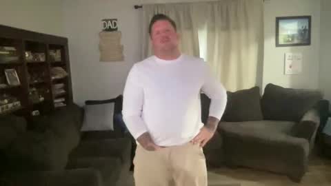 DadBod online show from November 21, 3:54 pm