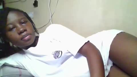 happy_dimple online show from September 18, 11:12 am