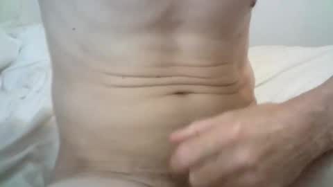 Snapshot of happyguy35555 chatting on June 3, 6:46 pm happyguy35555 online show from June 3, 6:46 pm