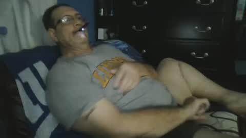 Snapshot of happyhappy4 chatting on October 6, 3:59 am happyhappy4 online show from October 6, 3:59 am