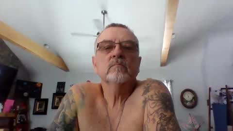 happynudist7373 online show from February 24, 4:27 pm