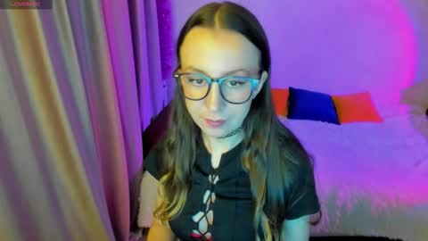 Stephanie online show from September 26, 4:22 pm