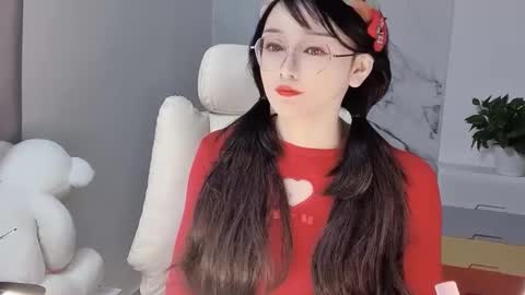 Snapshot of happysweetie168 chatting on February 20, 4:07 am Daisy online show from February 20, 4:07 am