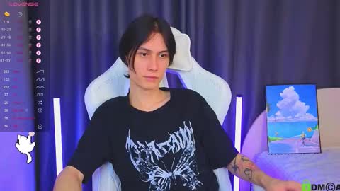 Mark online show from March 17, 8:01 pm