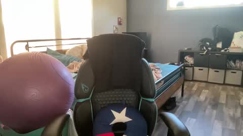 Zach online show from November 3, 1:34 pm