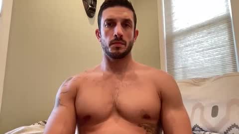 Snapshot of hard_runner_ chatting on November 5, 3:56 pm hard_runner_ online show from November 5, 3:56 pm