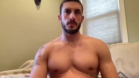 Snapshot of hard_runner_ chatting on December 3, 4:27 pm hard_runner_ online show from December 3, 4:27 pm