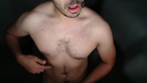 Snapshot of hardandhornyandbrown chatting on December 15, 9:45 am H online show from December 15, 9:45 am