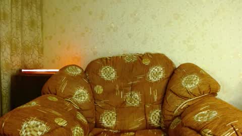 Valentino Hard online show from October 17, 9:28 pm