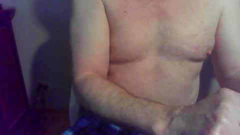 Snapshot of hardchicagoforzya chatting on December 17, 10:16 pm hardchicagoforzya online show from December 17, 10:16 pm