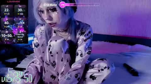 Snapshot of hardcore_hentai chatting on October 26, 10:36 pm Mia online show from October 26, 10:36 pm