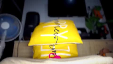 Snapshot of hardfucking_kelly chatting on December 18, 7:09 pm jessabelle online show from December 18, 7:09 pm