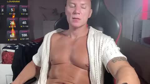Snapshot of hardmattsteel chatting on September 18, 1:02 pm MATTSTEEL - ITALIAN STALLION online show from September 18, 1:02 pm
