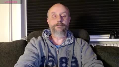 Snapshot of hardmrlazy chatting on October 14, 6:42 pm MrLazy online show from October 14, 6:42 pm