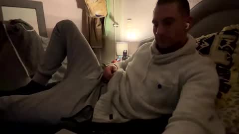 HARD AND STYLE online show from January 17, 5:00 am