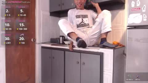 Andres Dean online show from November 17, 8:14 pm