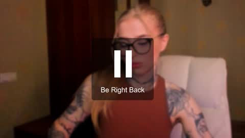 Snapshot of harley_kimm chatting on October 27, 5:33 am Julia online show from October 27, 5:33 am