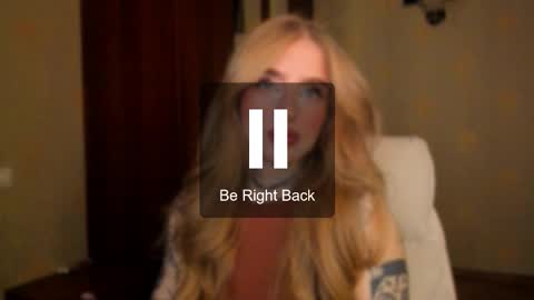 Snapshot of harley_kimm chatting on November 10, 5:28 am Julia online show from November 10, 5:28 am