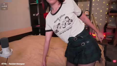 Snapshot of harleyspy chatting on November 21, 11:20 am HarleyJeffrey online show from November 21, 11:20 am