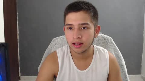 Snapshot of harold_18_ chatting on January 20, 7:25 pm harold_18_ online show from January 20, 7:25 pm