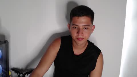 Snapshot of harold_18_ chatting on October 16, 8:10 pm harold_18_ online show from October 16, 8:10 pm