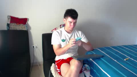 Sebastian online show from November 11, 2:17 pm