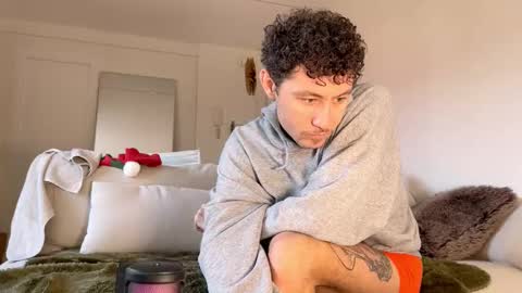 Snapshot of harry_jen chatting on December 30, 9:05 am TAP HERE choise Harry tattoo on chest Jen curls hair online show from December 30, 9:05 am