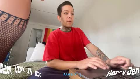 Snapshot of harry_jen chatting on October 26, 8:53 am TAP HERE choise Harry tattoo on chest Jen curls hair online show from October 26, 8:53 am