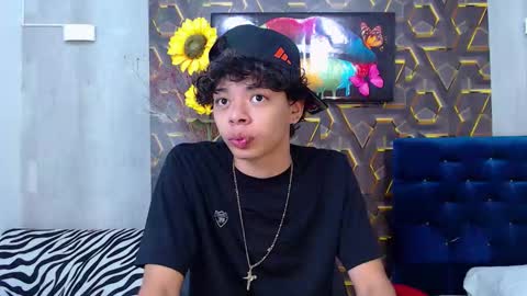 Harry online show from October 10, 1:43 pm