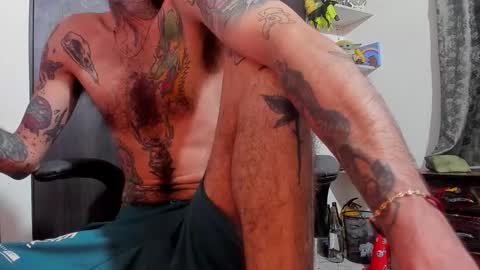 Snapshot of harry_reems_ chatting on October 19, 6:36 am OMAR online show from October 19, 6:36 am